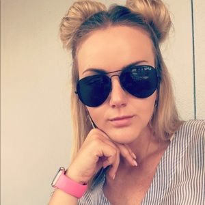 Meet your Posher, Kelci